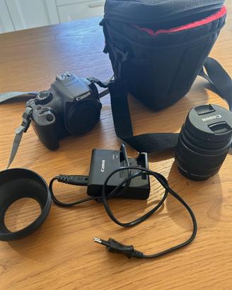 Canon EOS 1200D + obiettivo 18-55 mm + borsa Canon