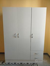 Armadio 3 ante bianco con cassetti