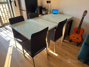 Tavolo in vetro estensibile (90-180 cm) + sedie