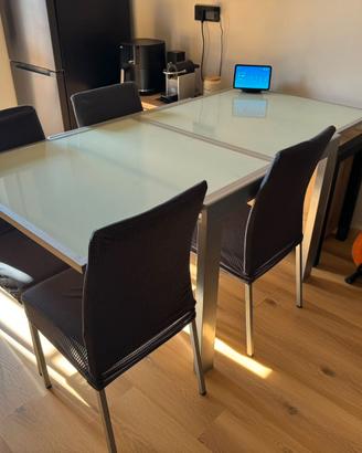Tavolo in vetro estensibile (90-180 cm) + sedie