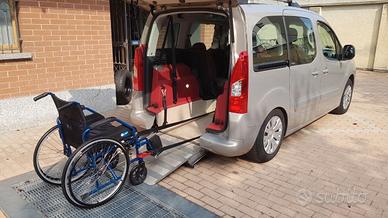 Berlingo trasporto disabili pedana elettrica Rolfi