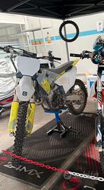 Husquarna FC 250 2024