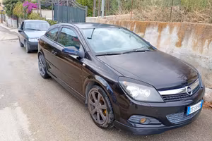 Opel Astra GTC 