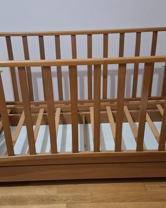 Lettino neonata/o in legno