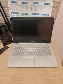 laptop asus i7 6700HQ gtx 960m 15.6" 