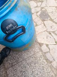 bidoni di plastica 