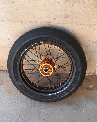 cerchio faba Motard  gommato 