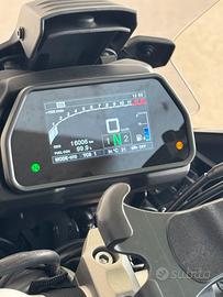 Yamaha Tracer Gt 900 con solo 16.000 chilometri.