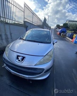 Ricambi muso motore peugeot 207 8hz
