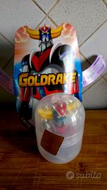 Figura action Goldrake Bauli con cartoncino.