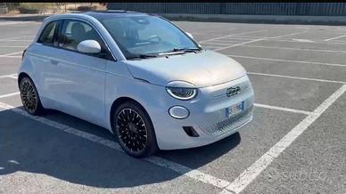 FIAT 500e 42 kWh La Prima