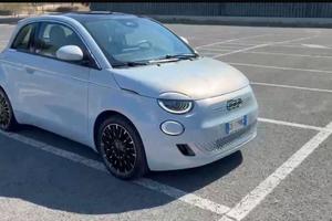 FIAT 500e 42 kWh La Prima