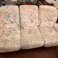 DIVANO 3 POSTI CON STRUTTURA IN LEGNO DI NOCE