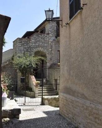 Appartamento di 200 m² con più di 5 locali a Auson