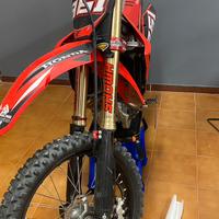Forcelle Showa ø48 KIT-B + Piastre Gruppi Honda