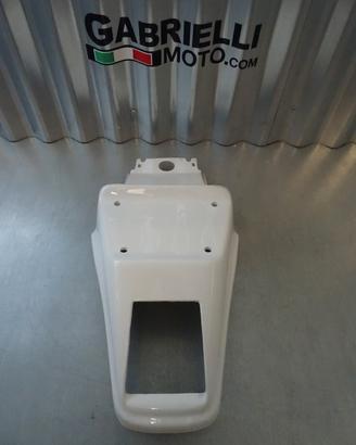 PARAFANGO POSTERIORE BIANCO AP8126314