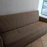 divano letto a tre posti  , euro 200 