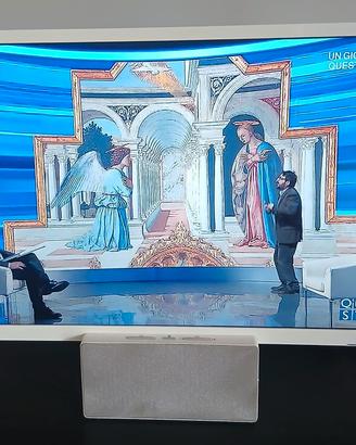 TV PHILIPS DA 24 POLLICI CON IMPIANTO SURROUND
