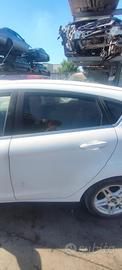 FORD FIESTA 2014 PORTA POSTERIORE SX/DX