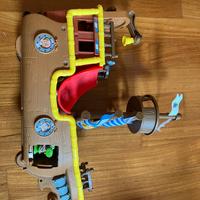 Barca di jake e i pirati dell'isola che non c'è