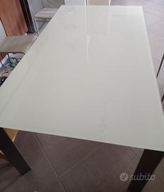 tavolo in vetro allungabile