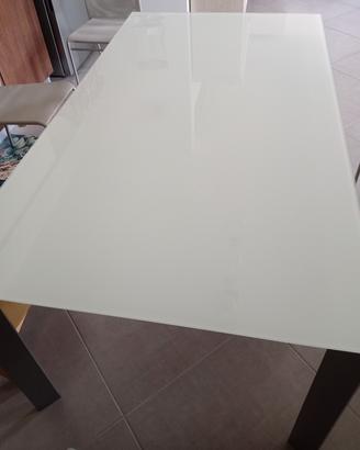 tavolo in vetro allungabile