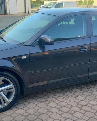 AUDI A3 S-LINE SPORT BACK 2.0 TDI 5 PORTE