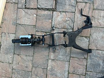 Telaietto e ammortizzatore Aprilia Area 51
