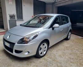 Renault Scenic Scénic X-Mod 1.9 dCi 130CV Luxe