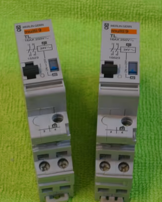 TELERUTTORE SCHNEIDER 2P 16A. 24V. TL - 15523