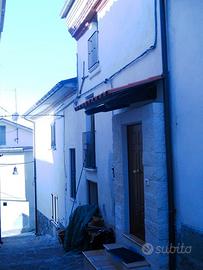 Casa semi indipendente in Torricella Sicura 65 mq