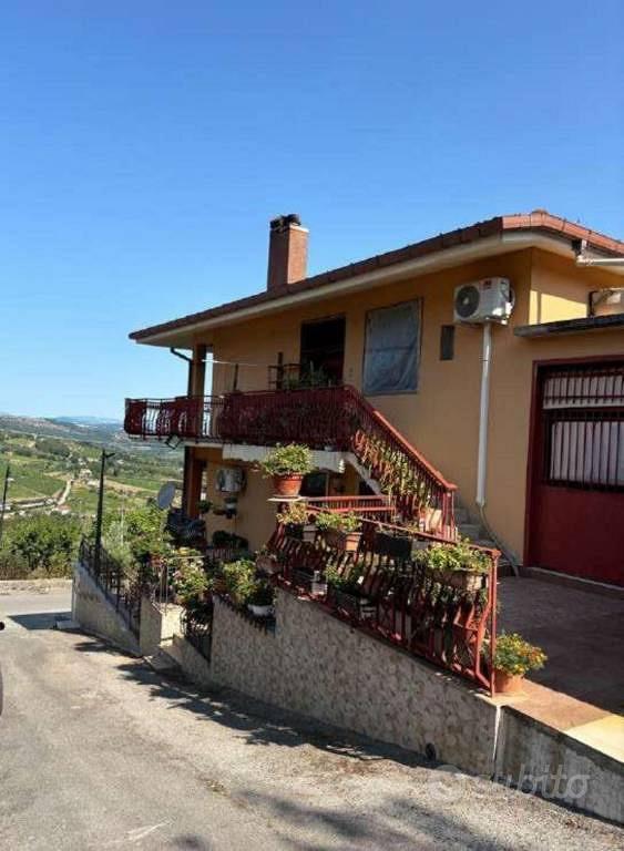 Appartamento – Castelfranci, Villaggio Sant'Eustachio, Avellino - Vista 2