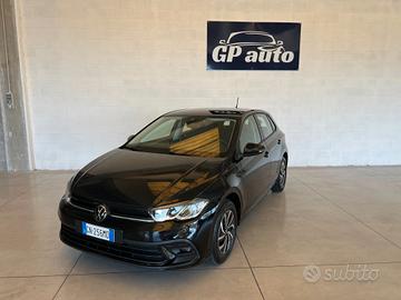 Volkswagen Polo 1.0 Life KM 23.414 ok neopatentati