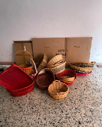 Stock cesti in vimini
