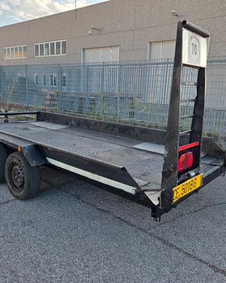 carrello uso proprio trasporto veicoli