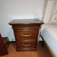 Comò e due comodini