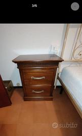 Comò e due comodini