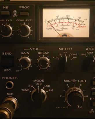 KENWOOD TS 830M