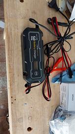 Carica batterie KYG