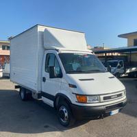 Iveco daily 35c13 cassone in lega 01