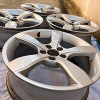 Cerchi in lega 16’ Polo A1