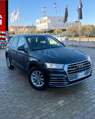 Audi Q5 2.0 TDI quattro S tronic Business