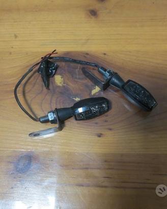 Frecce Highsider a led per moto custom