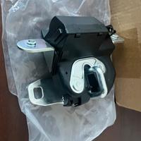 Serratura baule Fiat 500  Bravo 55702917 557029171