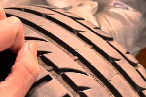 CERCHI ORIGINALI AUDI 17' COMPLETI DI GOMME 