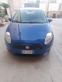 Automobile Grande Punto