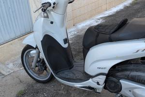 Honda sh 300