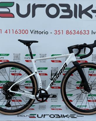 Bici da gravel in carbonio Berria naii sram apex S