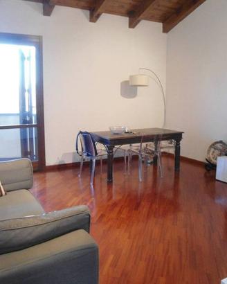 Attico / Mansarda di 90 m² con 3 locali e box auto