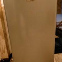 Frigorifero hisense, colori argento